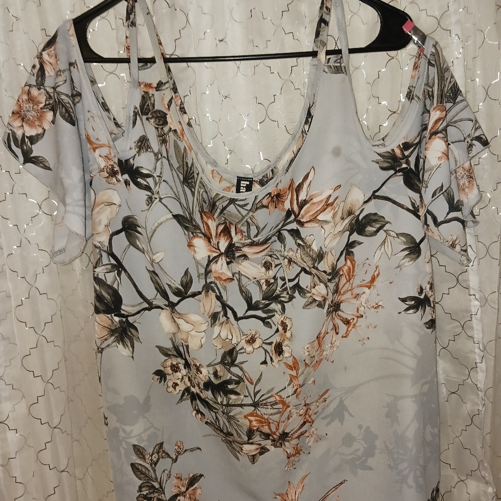 Womens plus size blouse